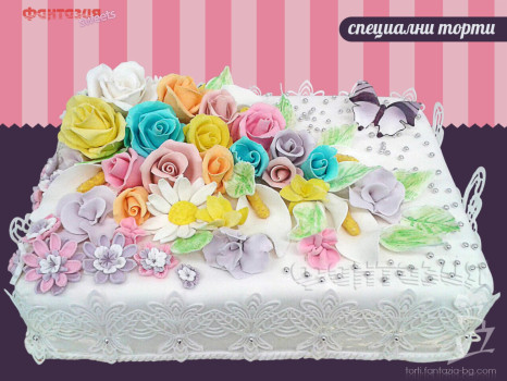 Специална торта правоъгълна с цветя